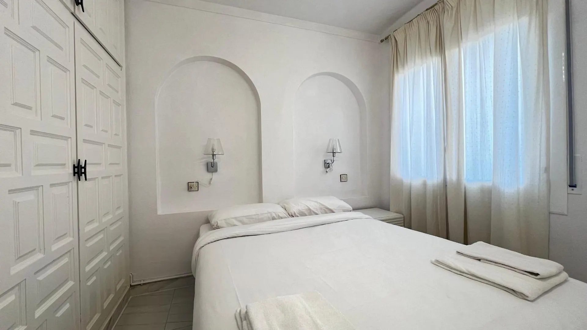Appartamento Apartamento A Frente Del Canal Con Terraza Empuriabrava Spagna